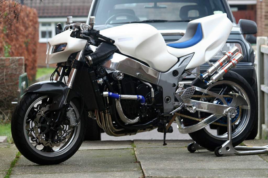 Kawasaki ZX-9R Speedymax